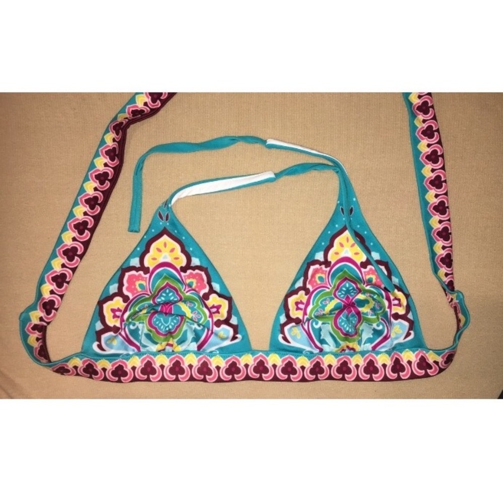 Victoria’s secret swimsuit top!